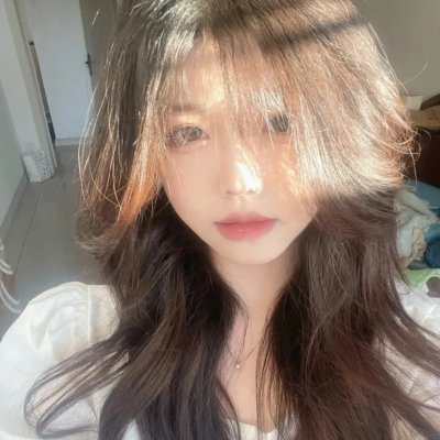 一个叫小小船的男孩
